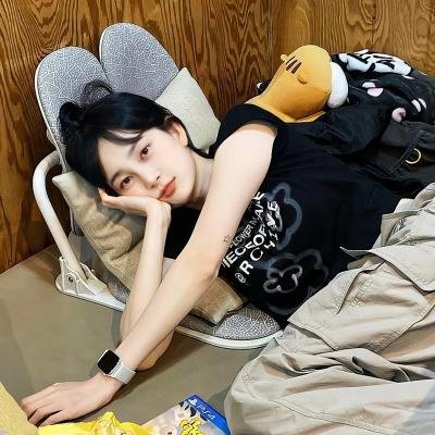 孤独，一个美丽的爱情故事 封面